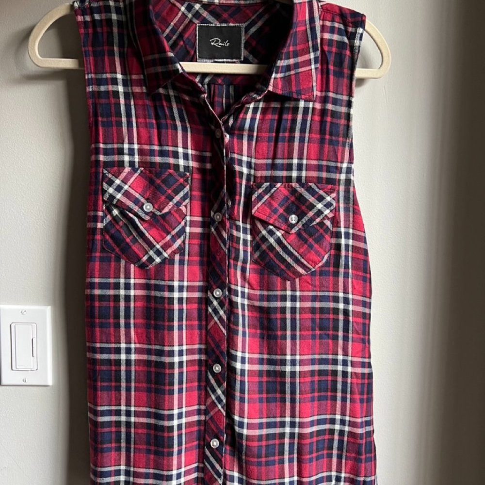 Rails Plaid Sleeveless Button Down - image 1